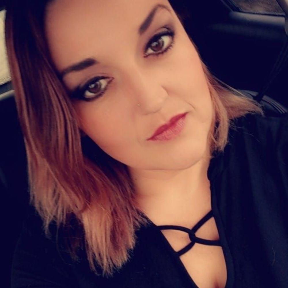 Meet your Posher, Tonya